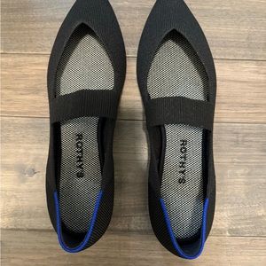 New without box Rothy’s The Point Mary Jane. Size 9.5